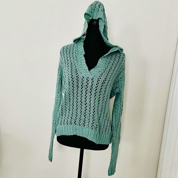 EUC Women’s Hooded Soft Knit Sweater - Picture 4 of 5